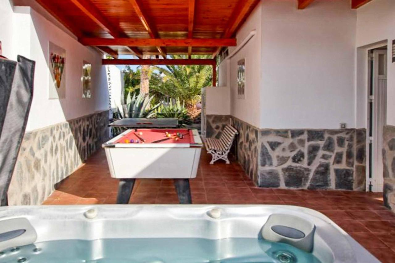 Villa Destino Tias Exterior photo